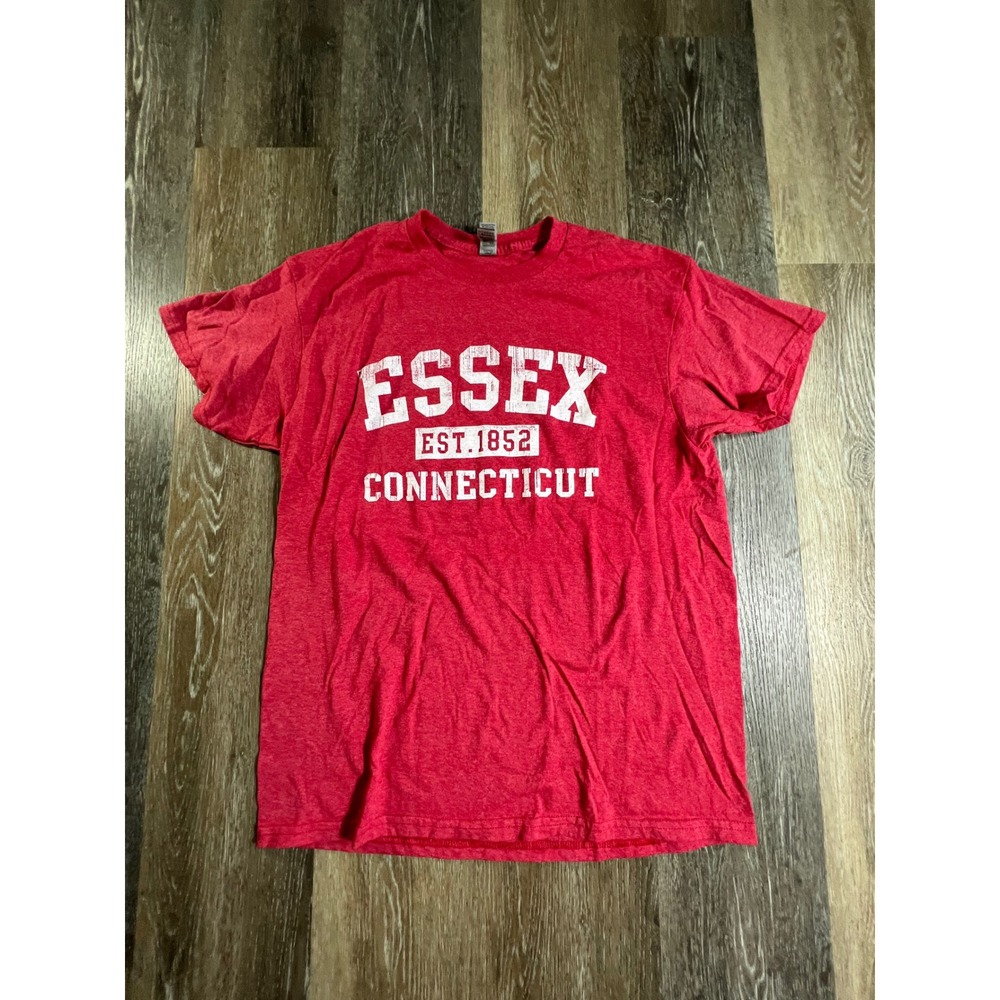 Gildan T-Shirt Unisex Large Red Essex Connecticut Est 1852 Graphic Tee